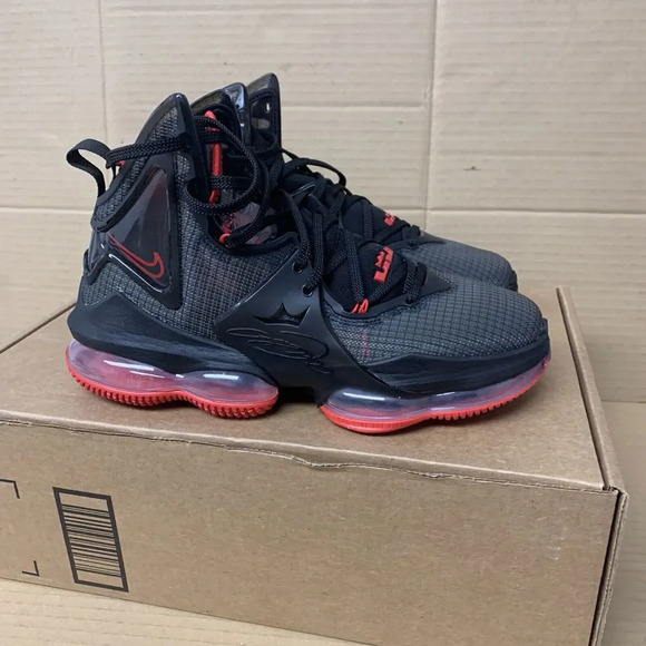 1497. Nike Mens Lebron 19 Space Jam Basketball Shoes-Black/Red-US 8 Mens - Picture 1 of 4